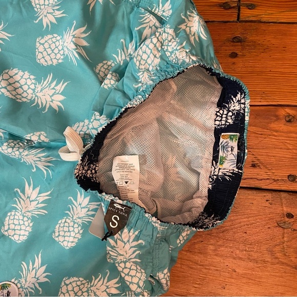 Spicy Tuna Men’s Swim Trunks Board shorts Size S Aqua Pineapple Vacation Beach - Picture 7 of 9